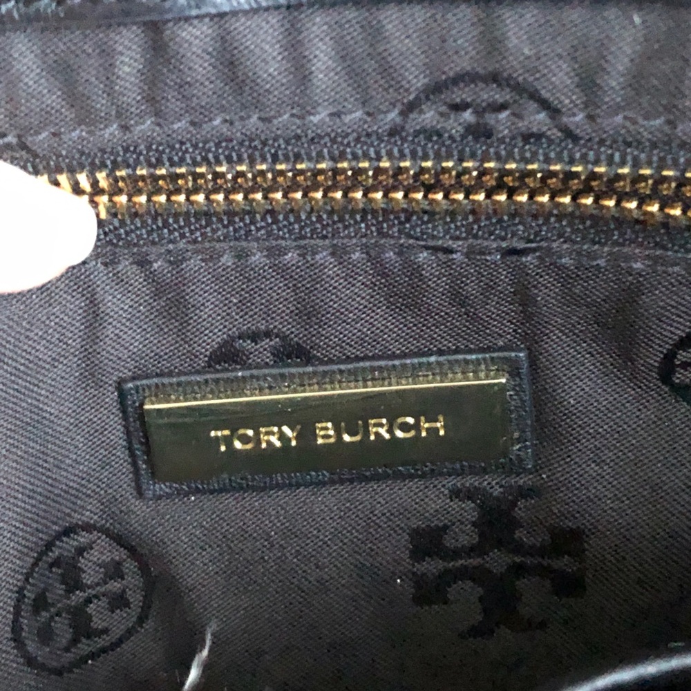 188. Tory Burch Alexa Clutch - Picture 7 of 9